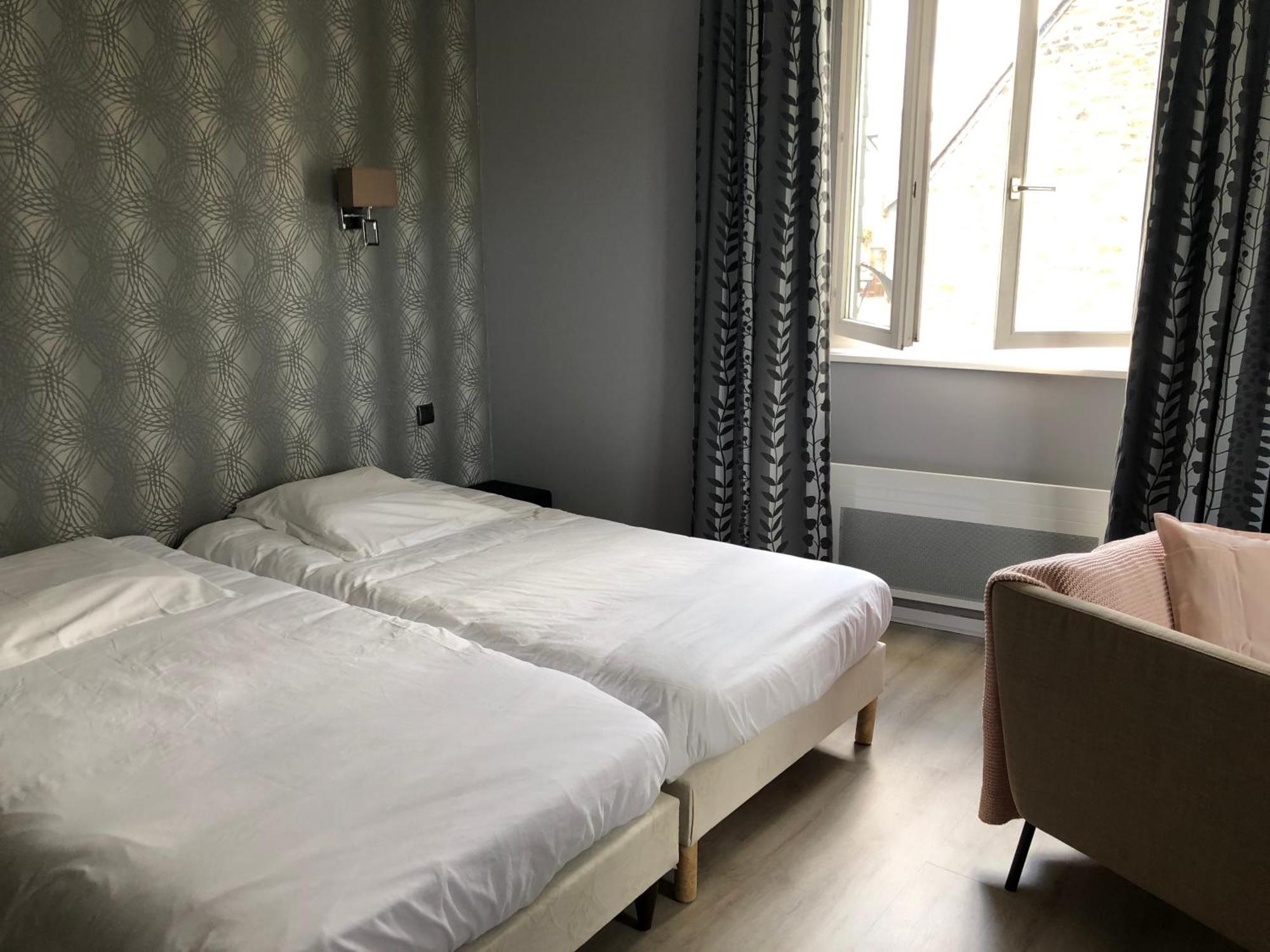 Auberge Saint Thegonnec Екстериор снимка