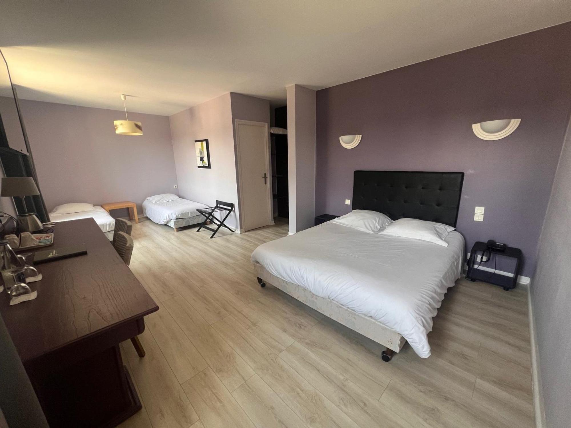 Auberge Saint Thegonnec Екстериор снимка