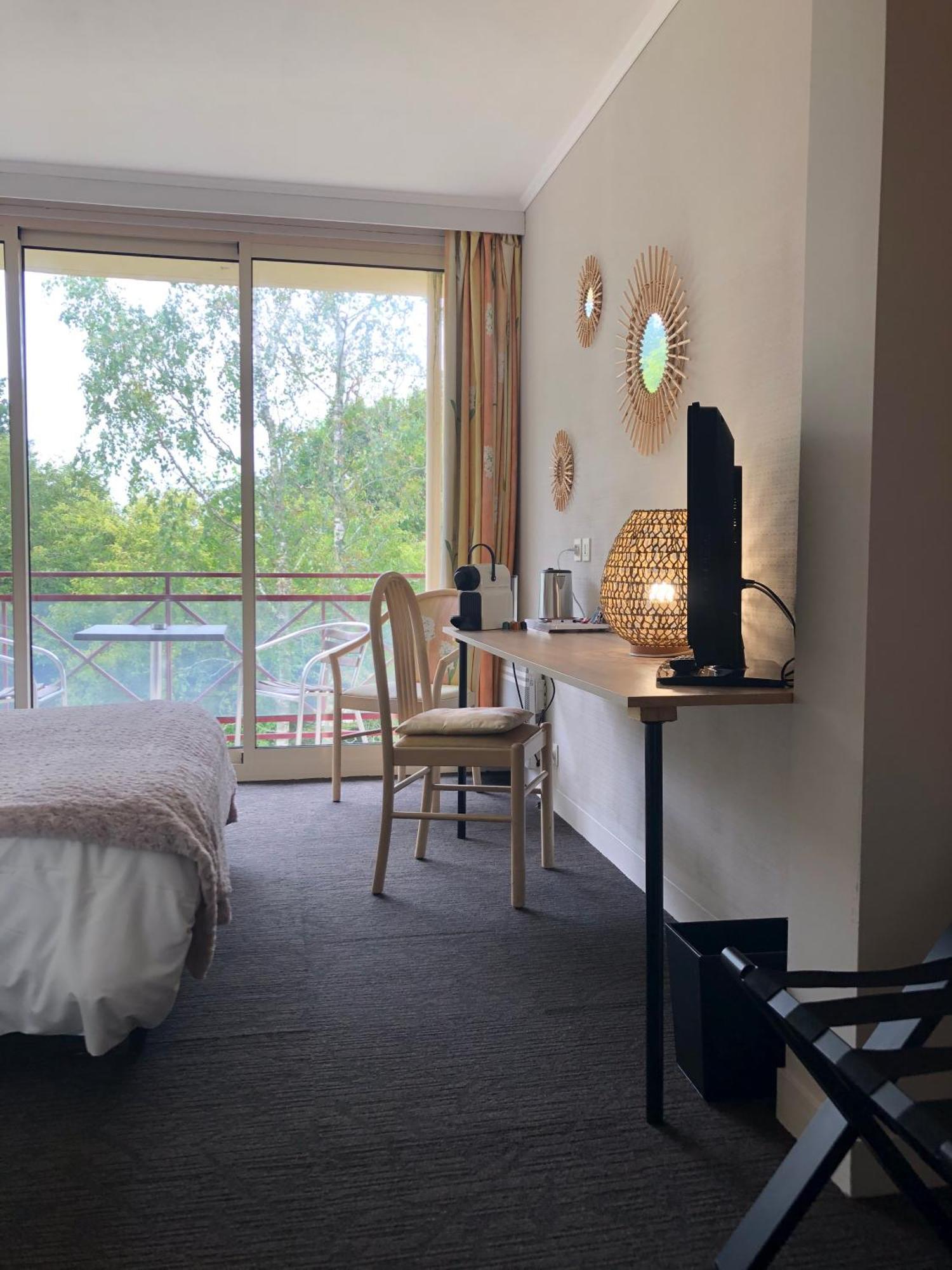Auberge Saint Thegonnec Екстериор снимка