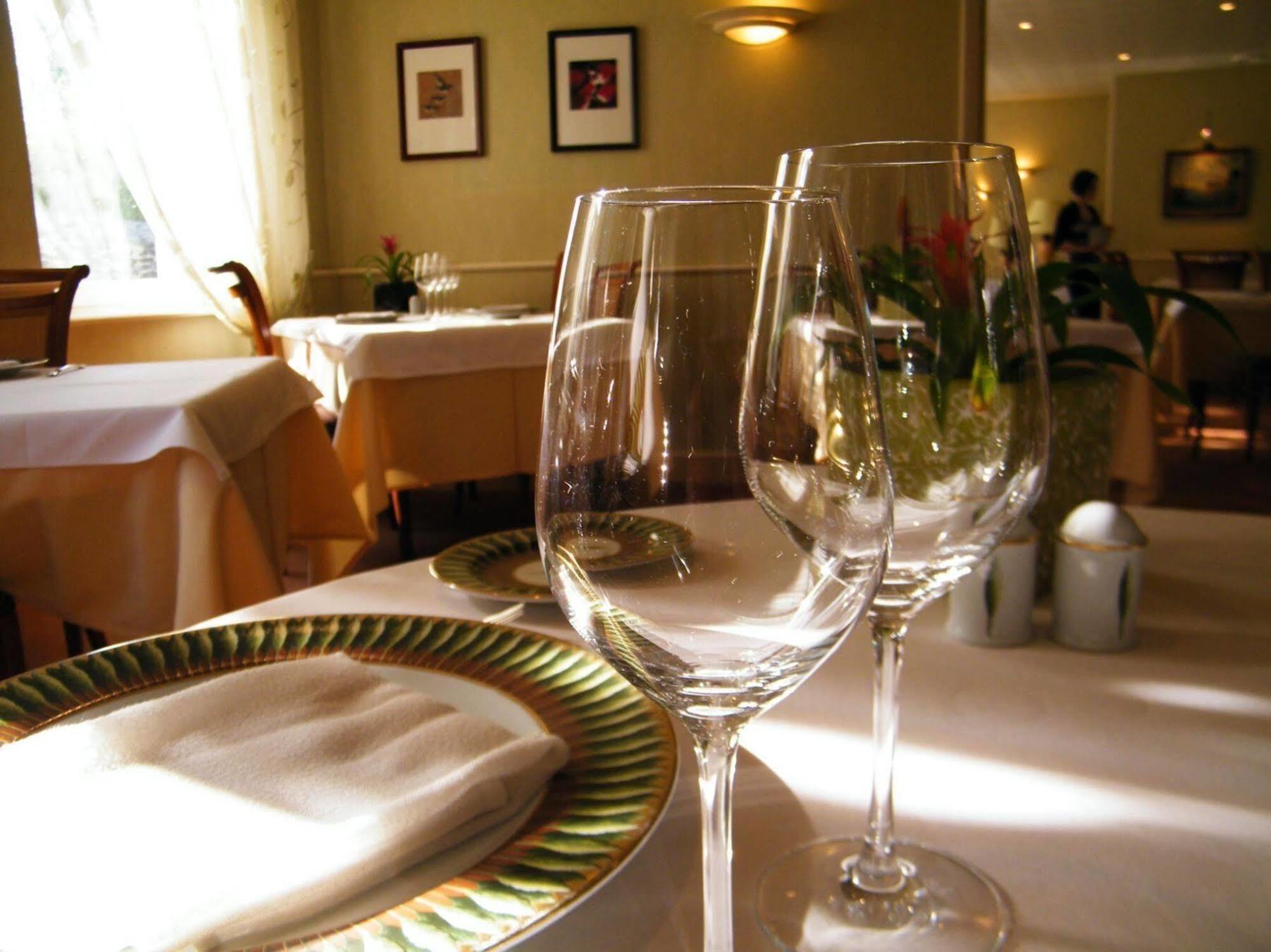 Auberge Saint Thegonnec Екстериор снимка