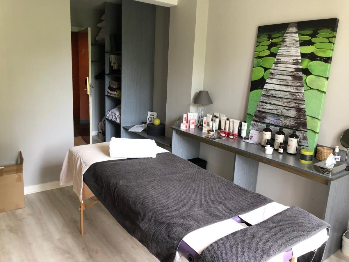 Auberge Saint Thegonnec Екстериор снимка